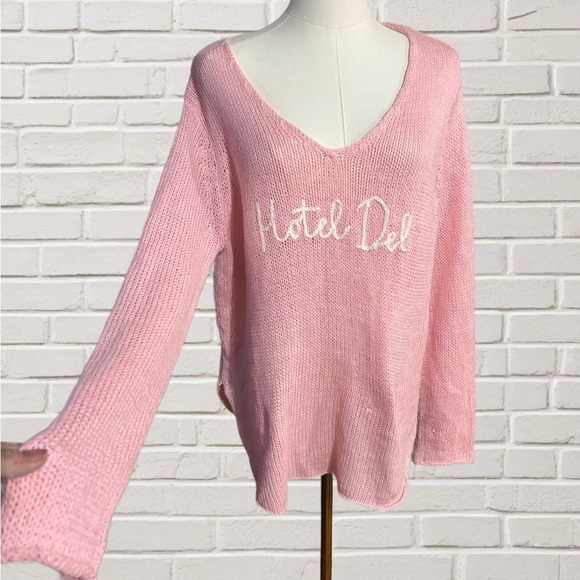 Wooden Ships Hotel Del Sweater Pink Knit Lightweight Pullover s\m - Picture 1 of 4
